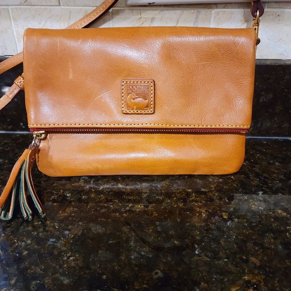Dooney and Bourke florentine leather crossbody bag
